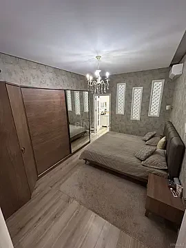 Satılır 4 otaqlı mənzil 105 m²