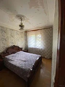 Satılır 4 otaqlı mənzil 100 m²