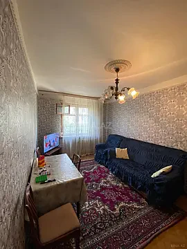 Satılır 4 otaqlı mənzil 100 m²