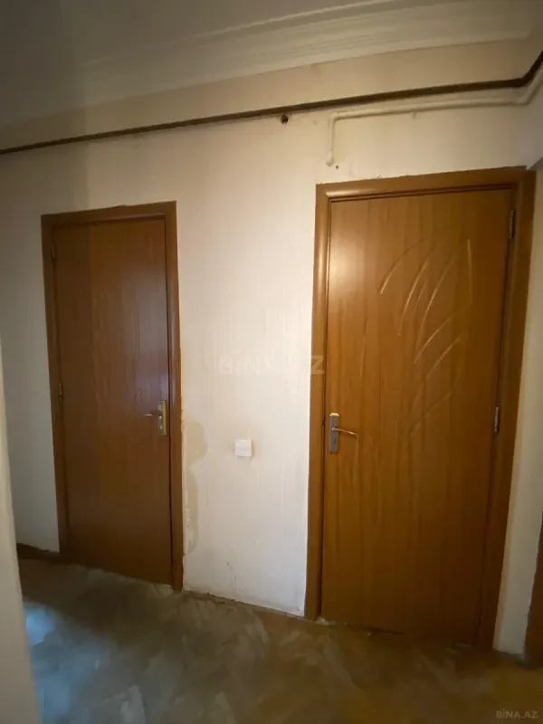Satılır 4 otaqlı mənzil 100 m²