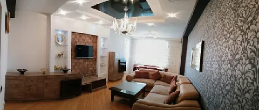 Satılır 3 otaqlı mənzil 130 m² — Bakı, Memar Əcəmi yanı 3 otaq 130.00 m²