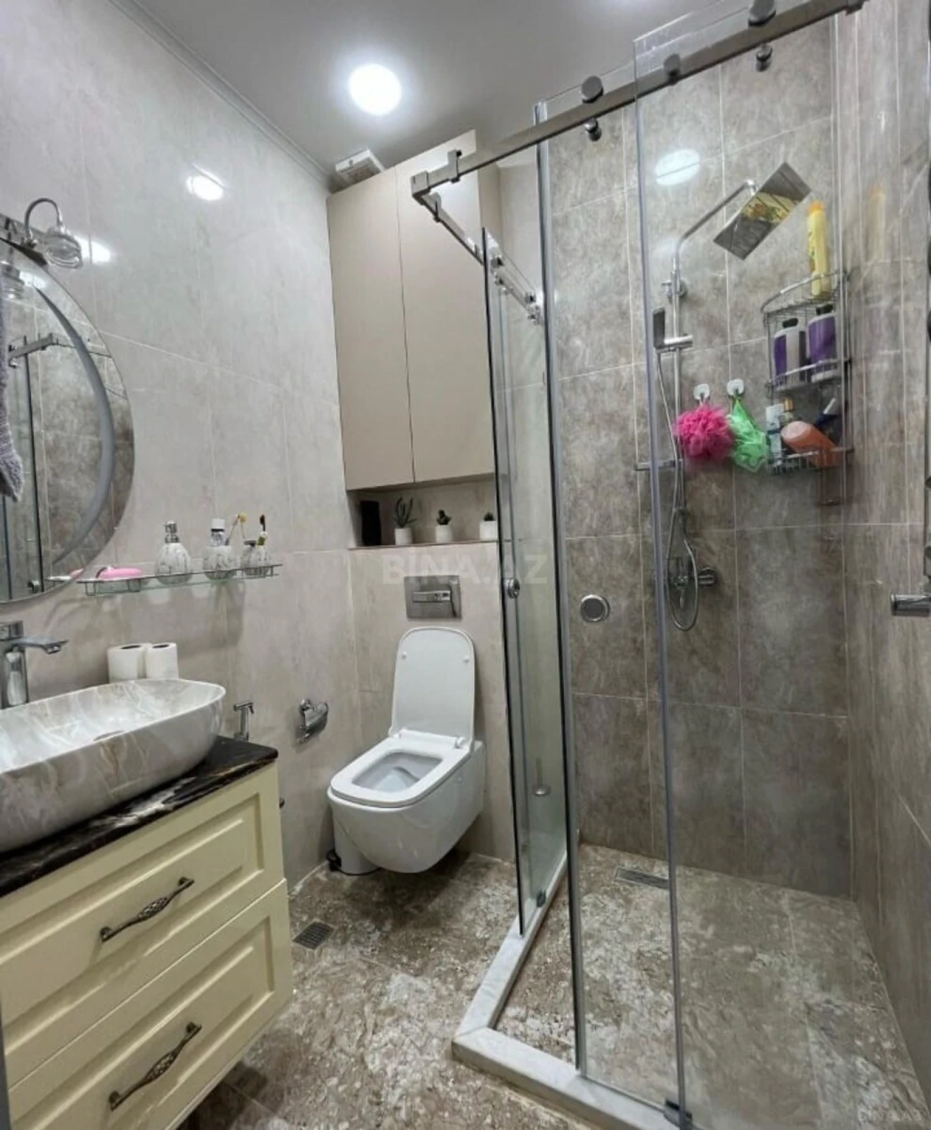Satılır 2 otaqlı mənzil 65 m²