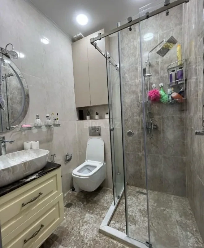 Satılır 2 otaqlı mənzil 65 m²