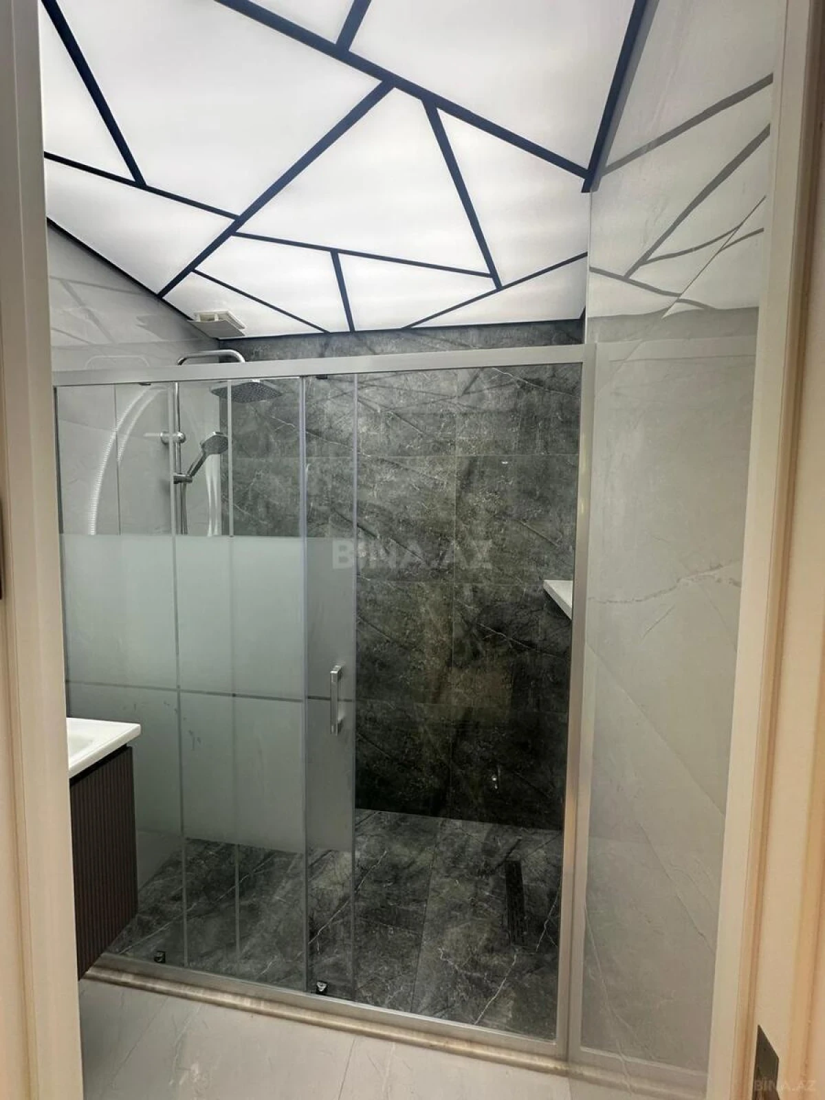 Satılır 3 otaqlı mənzil 75 m²
