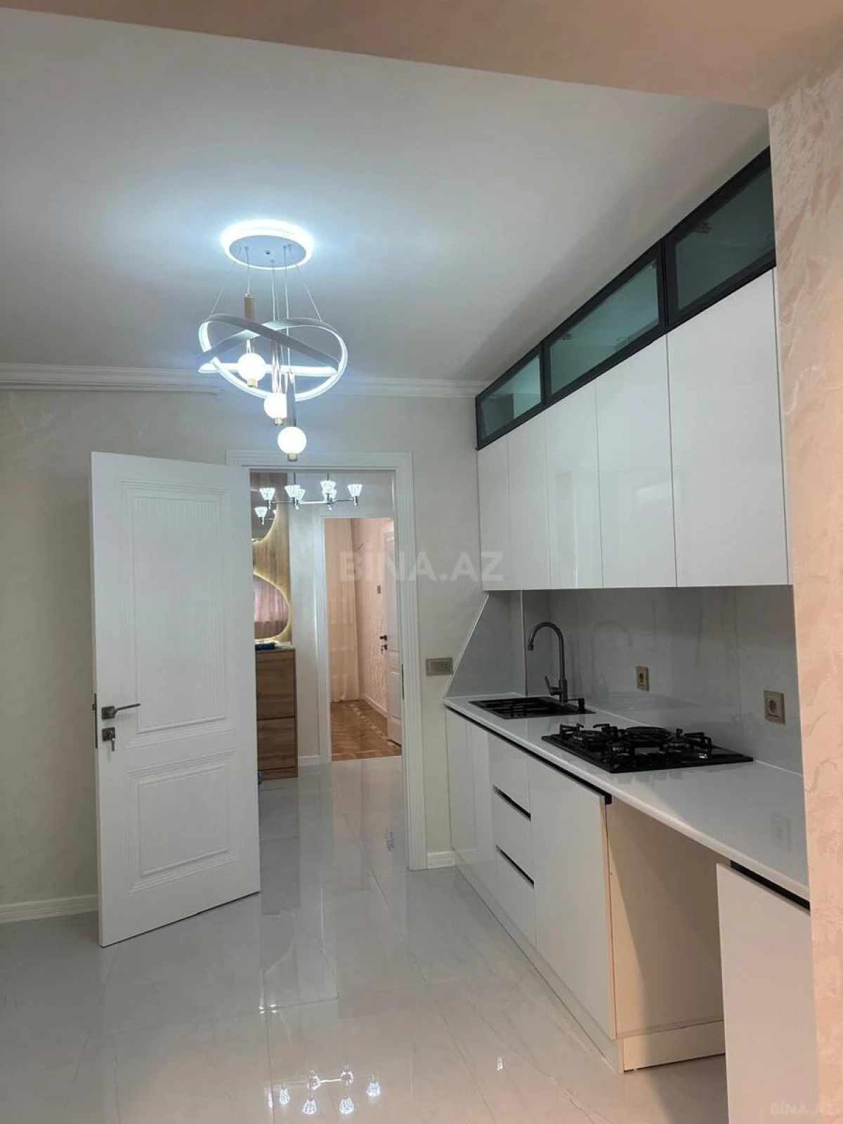 Satılır 3 otaqlı mənzil 75 m²