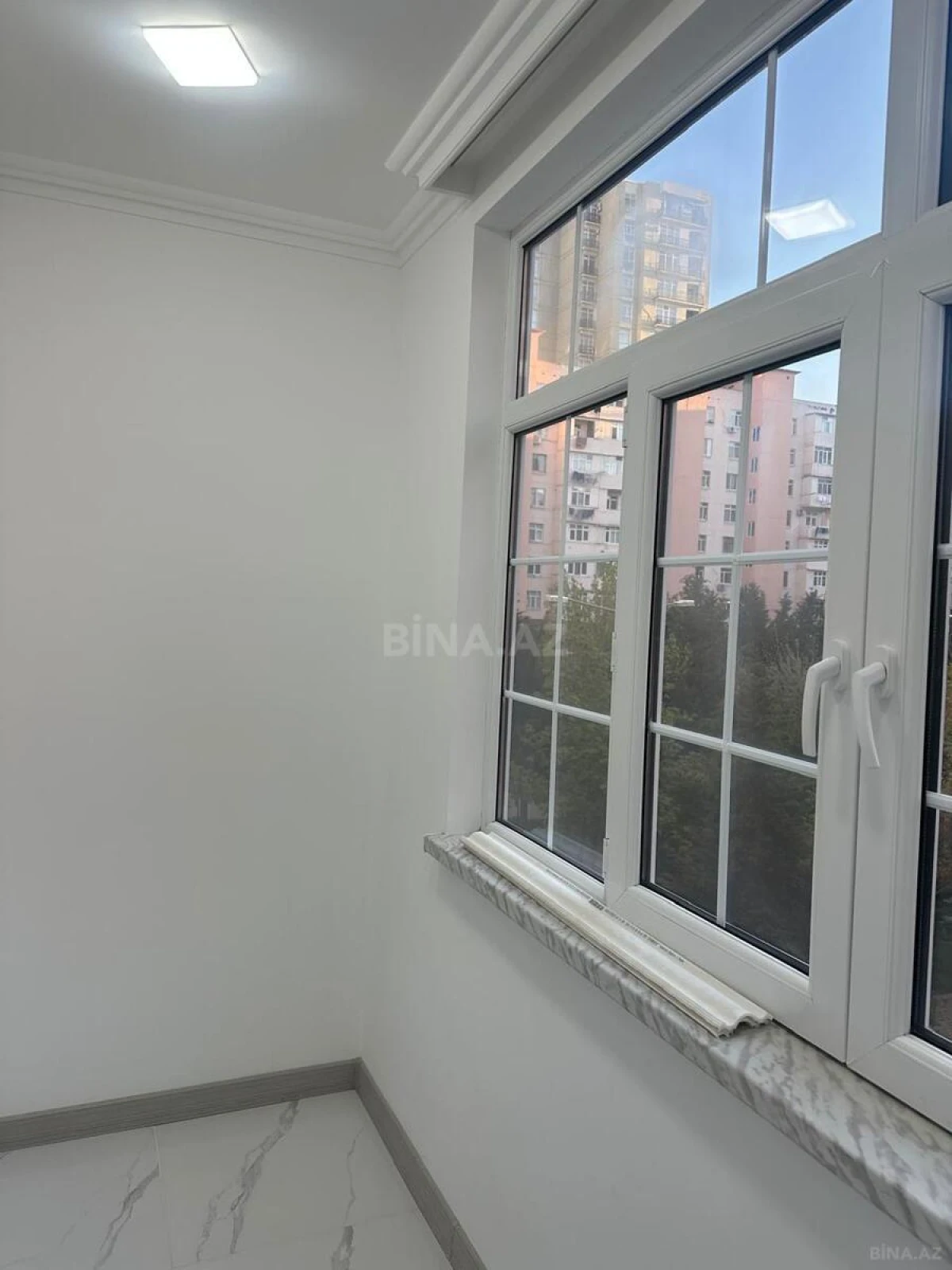 Satılır 3 otaqlı mənzil 75 m²