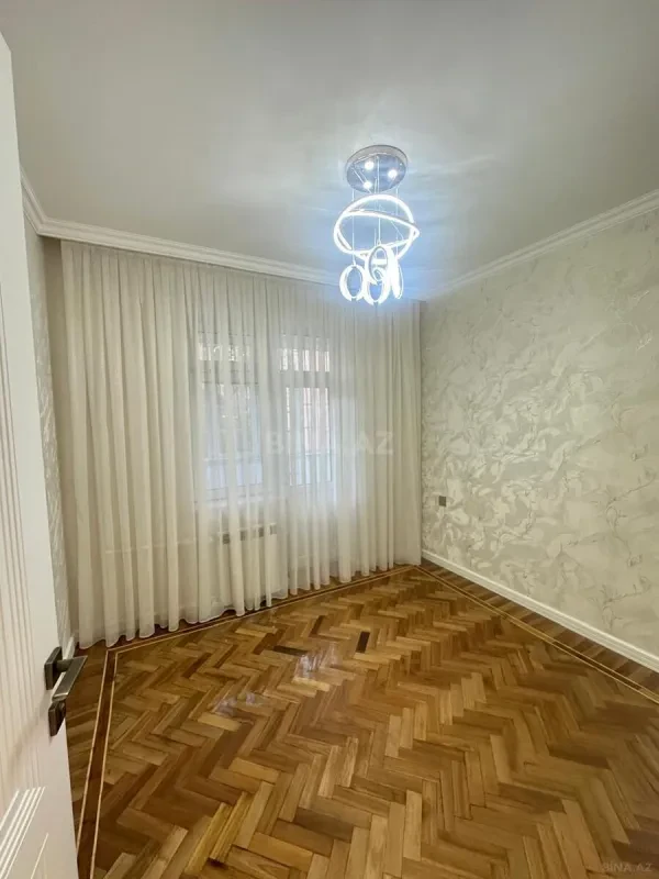 Satılır 3 otaqlı mənzil 75 m²