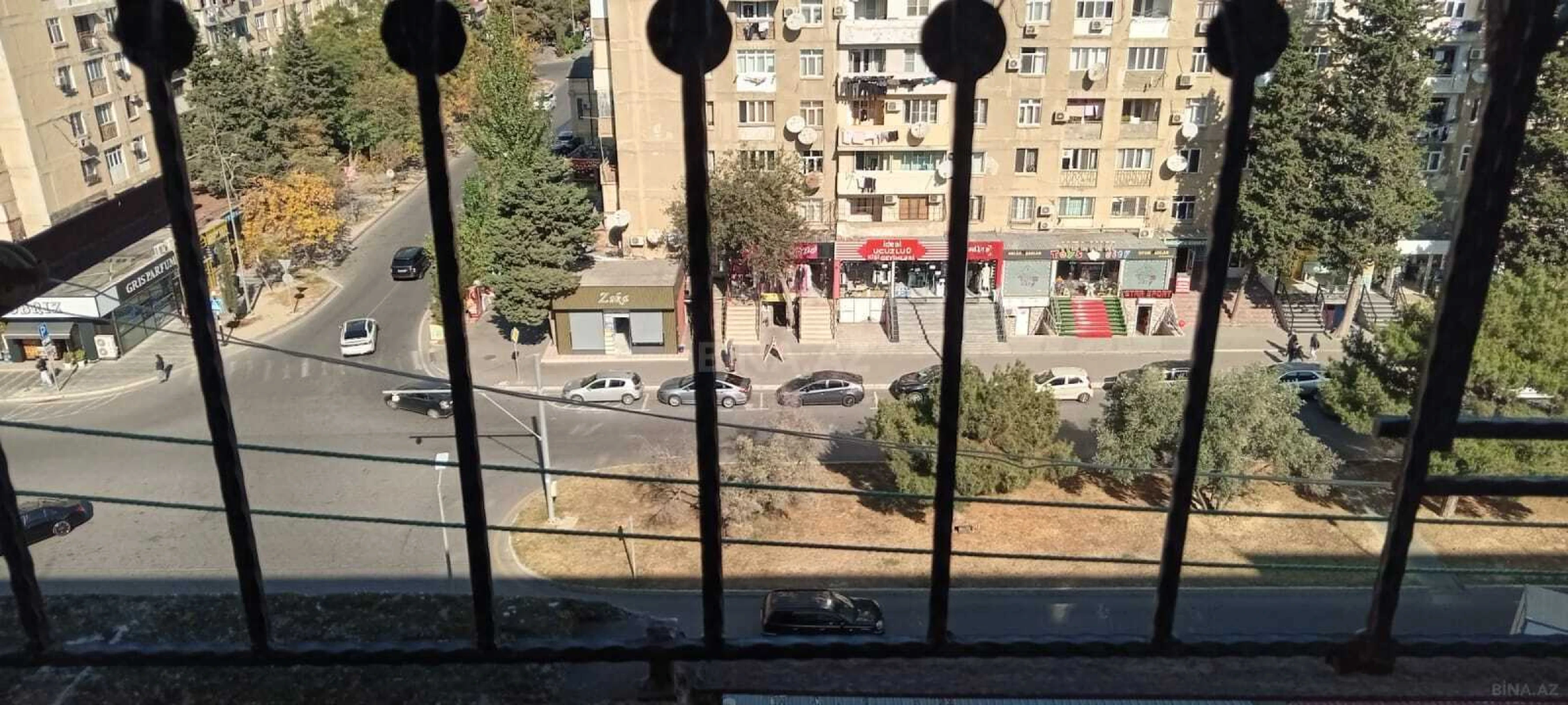 Kirayə verilir 2 otaqlı mənzil 65 m²