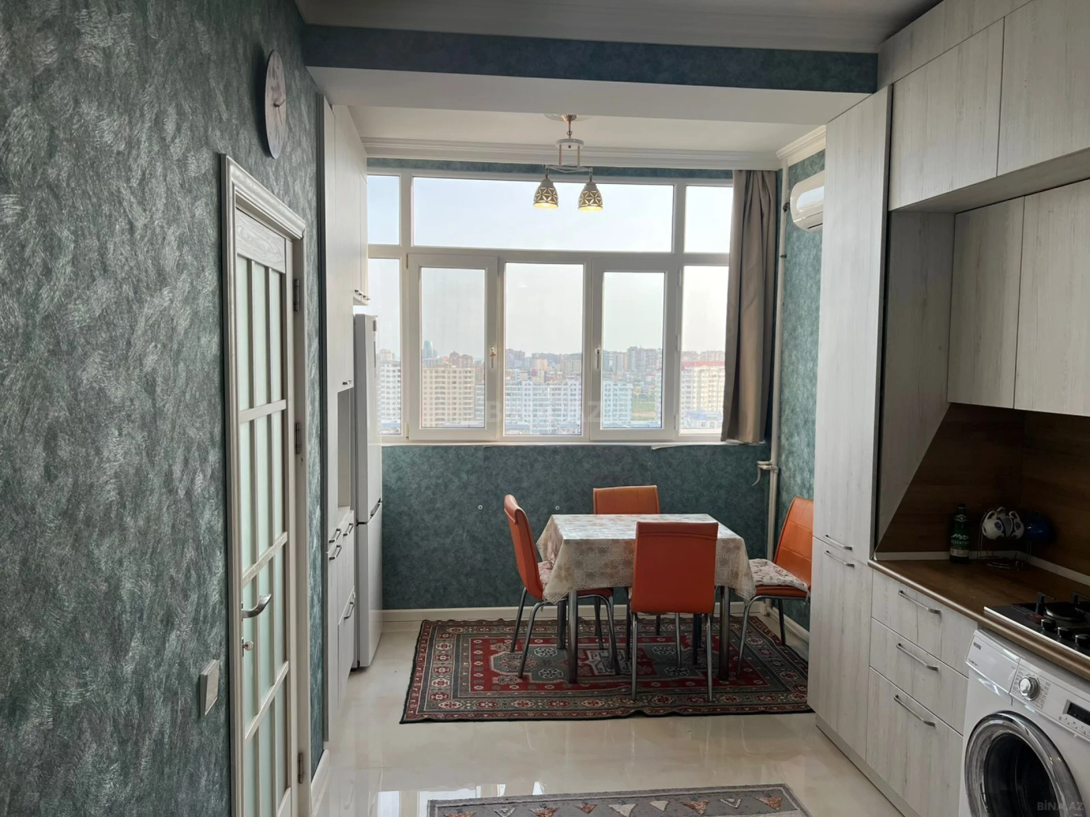 Kirayə verilir 3 otaqlı mənzil 100 m²