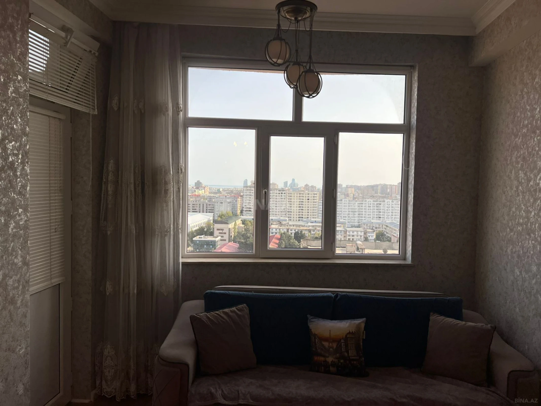 Kirayə verilir 3 otaqlı mənzil 100 m²