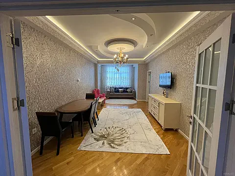 Kirayə verilir 3 otaqlı mənzil 100 m²