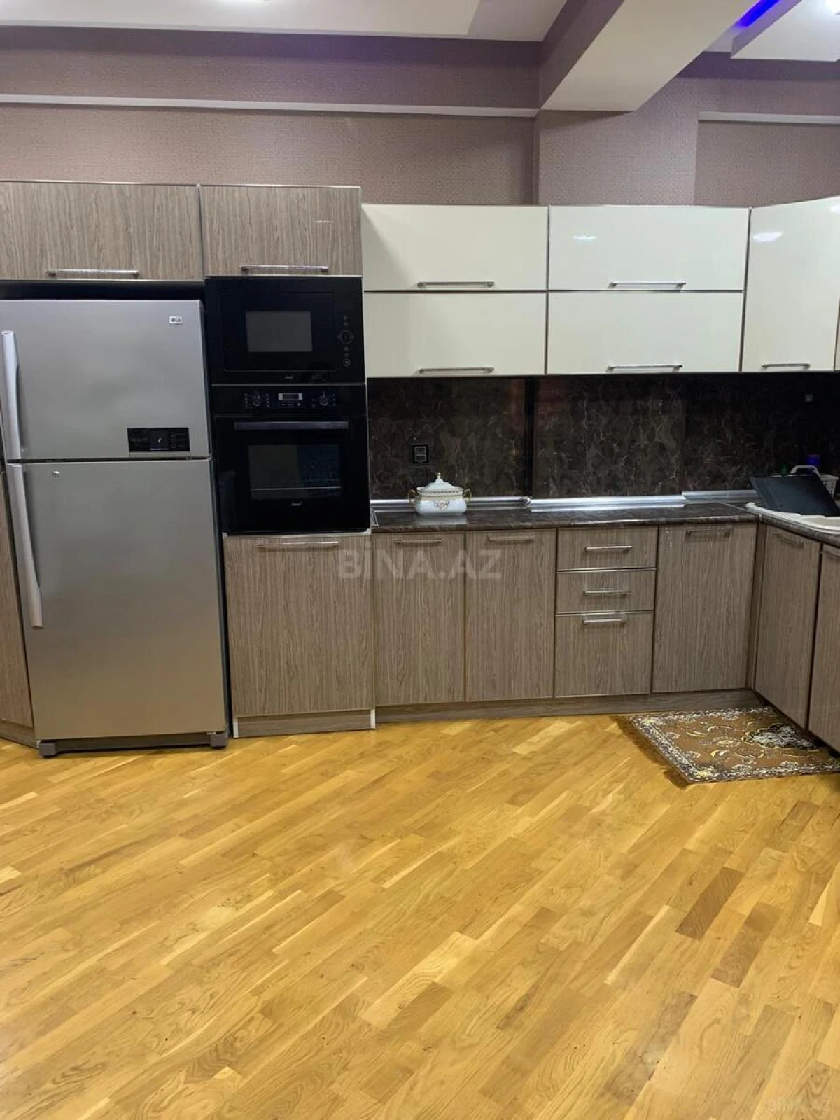 Kirayə verilir 3 otaqlı mənzil 107 m²