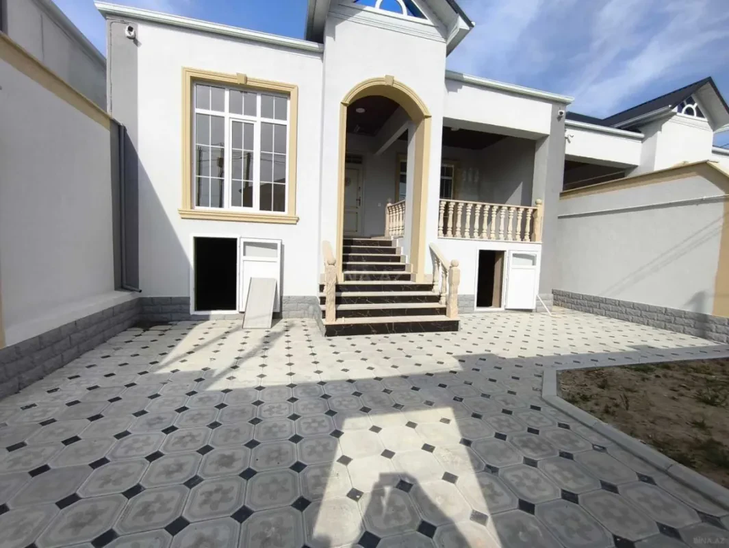 Satılır 3 otaqlı həyət evi 100 m²