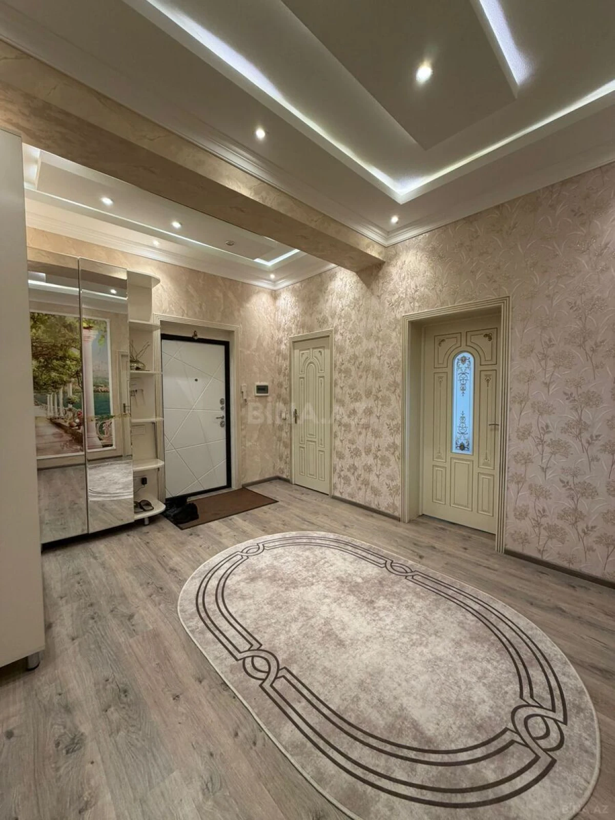 Satılır 3 otaqlı mənzil 95 m²