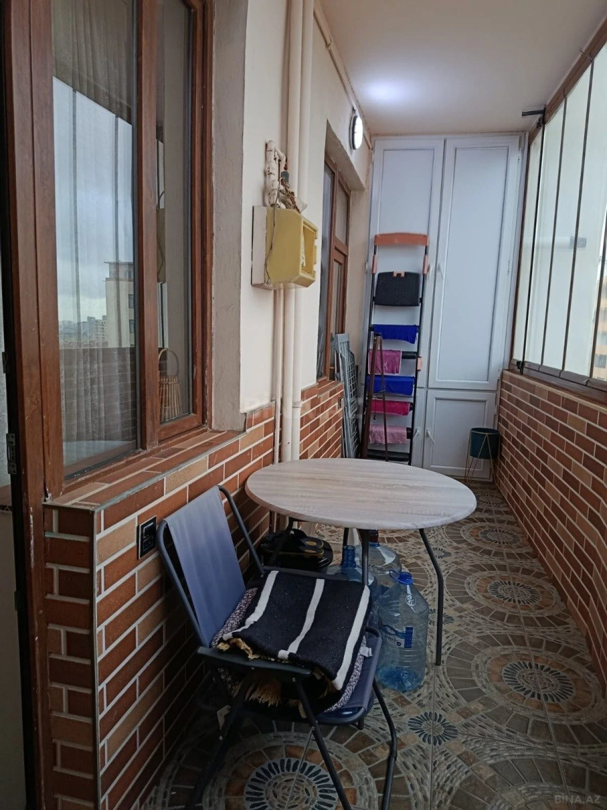 Satılır 2 otaqlı mənzil 86 m²