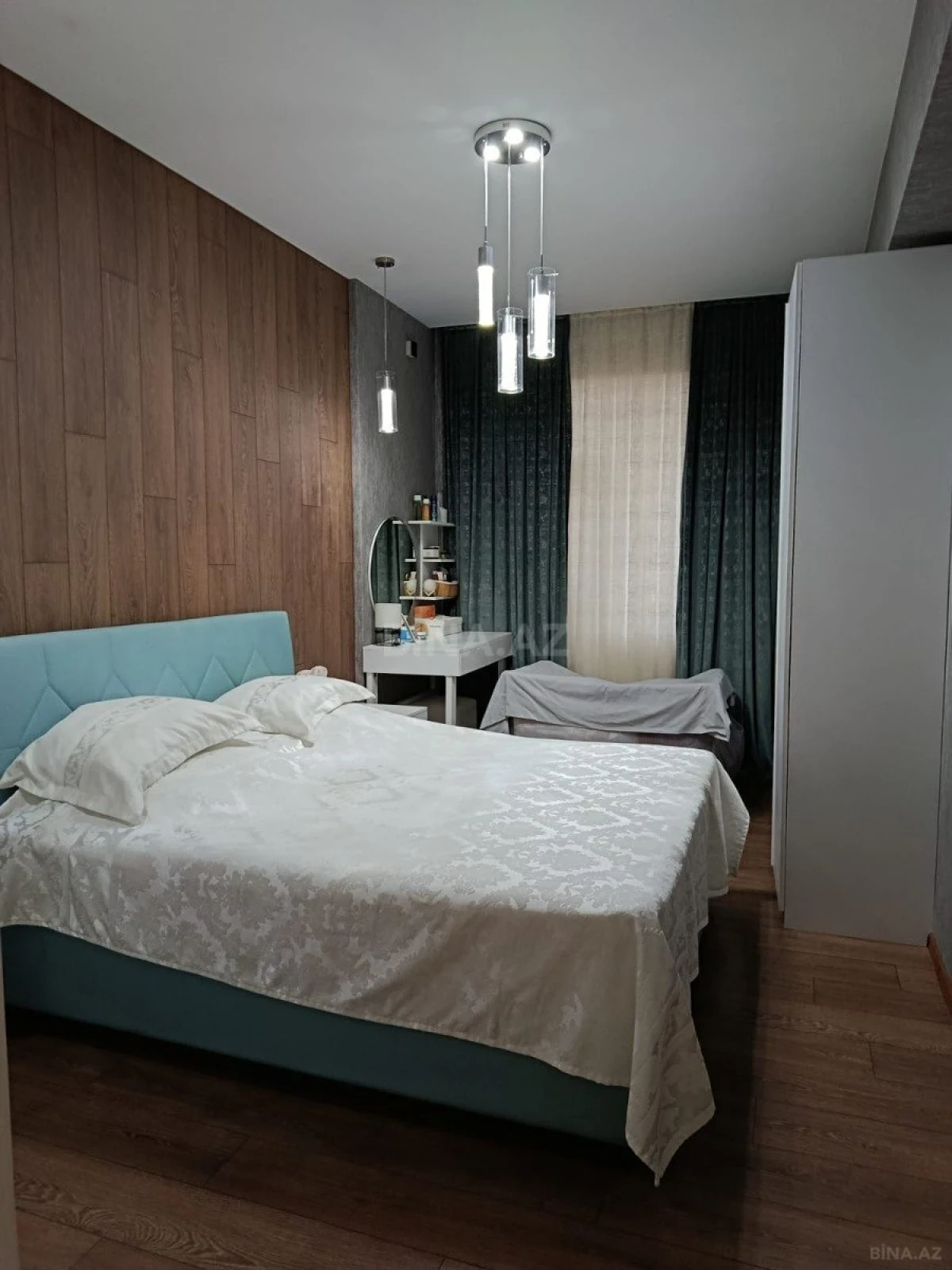 Satılır 2 otaqlı mənzil 86 m²