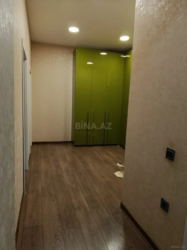 Satılır 2 otaqlı mənzil 86 m²