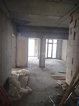 Satılır 3 otaqlı mənzil 125 m²