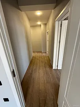 Satılır 2 otaqlı mənzil 87 m²
