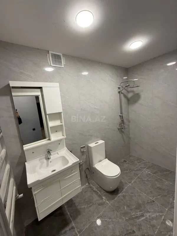 Satılır 2 otaqlı mənzil 87 m²