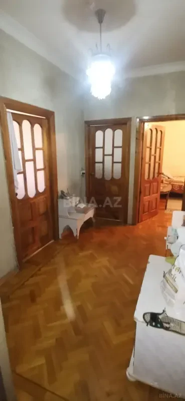 Kirayə verilir 4 otaqlı mənzil 100 m²