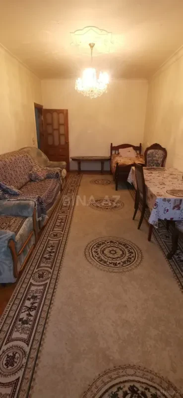 Kirayə verilir 4 otaqlı mənzil 100 m²