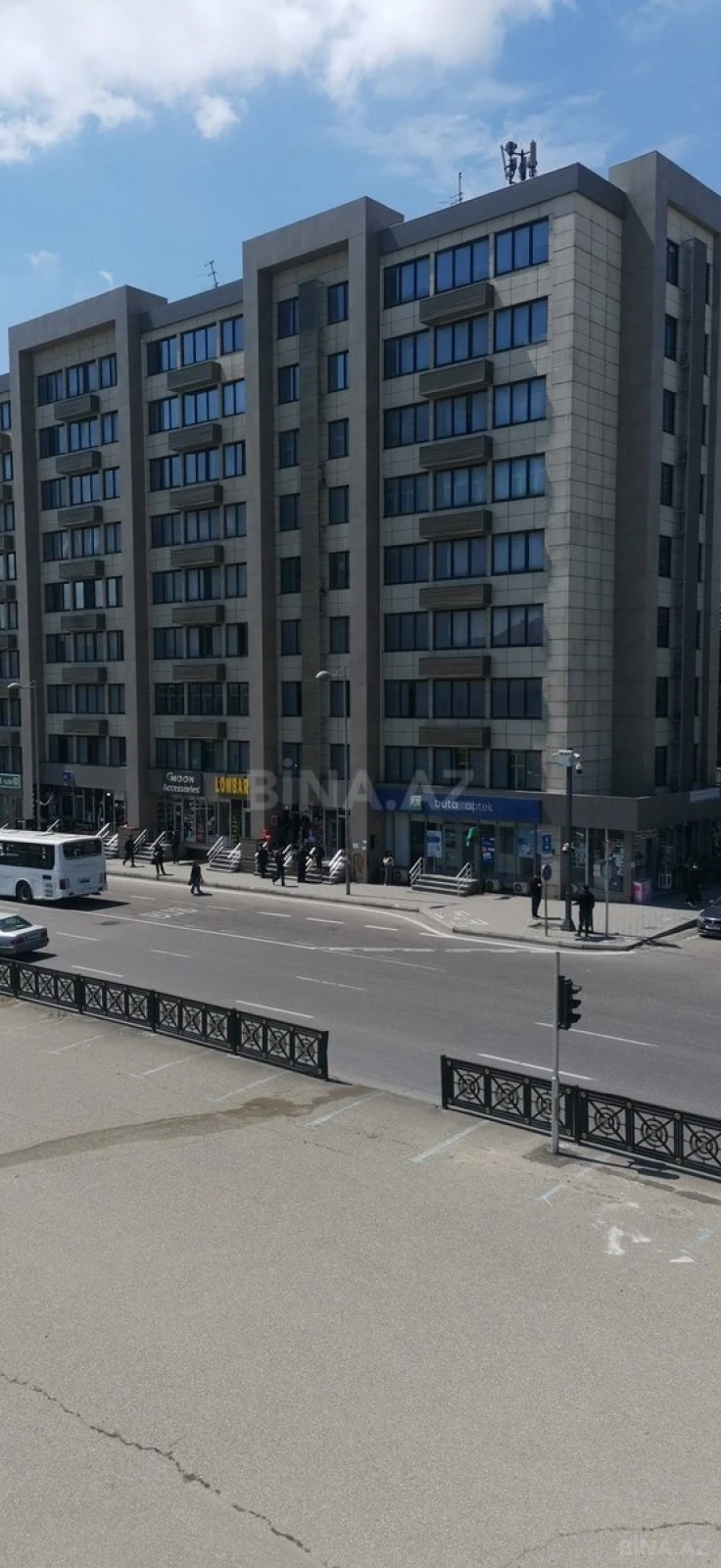 Kirayə verilir 4 otaqlı mənzil 100 m²