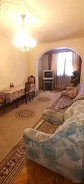 Kirayə verilir 4 otaqlı mənzil 100 m²