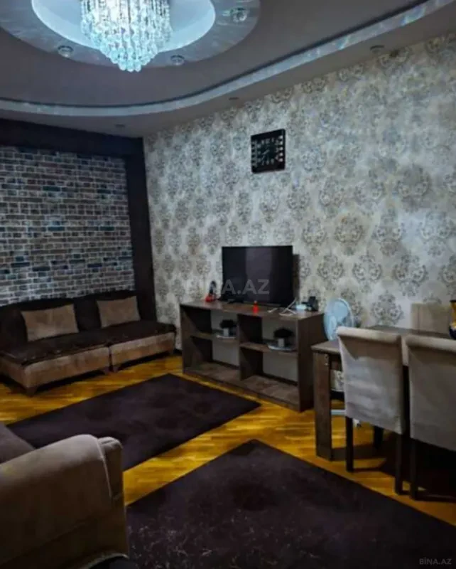 Kirayə verilir 2 otaqlı mənzil 65 m²