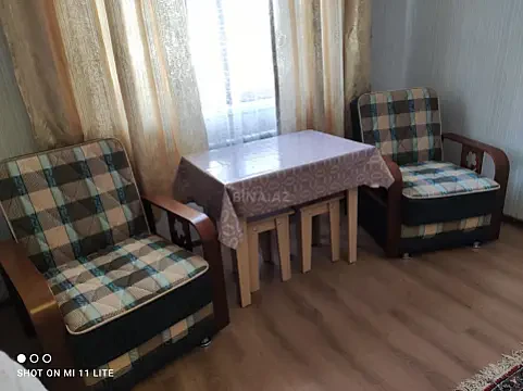 Kirayə verilir 2 otaqlı mənzil 46 m²