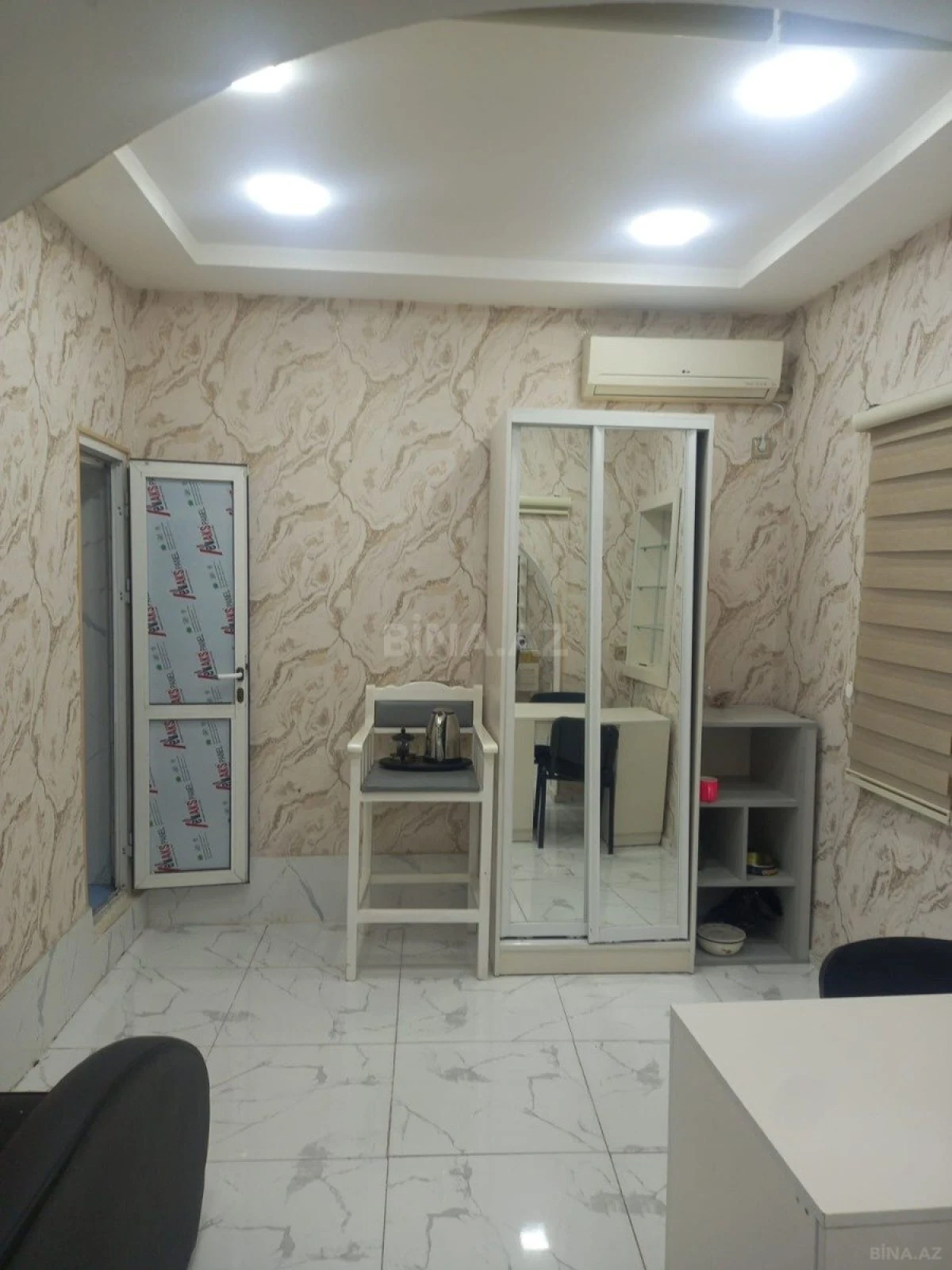 Kirayə verilir obyekt 30 m²