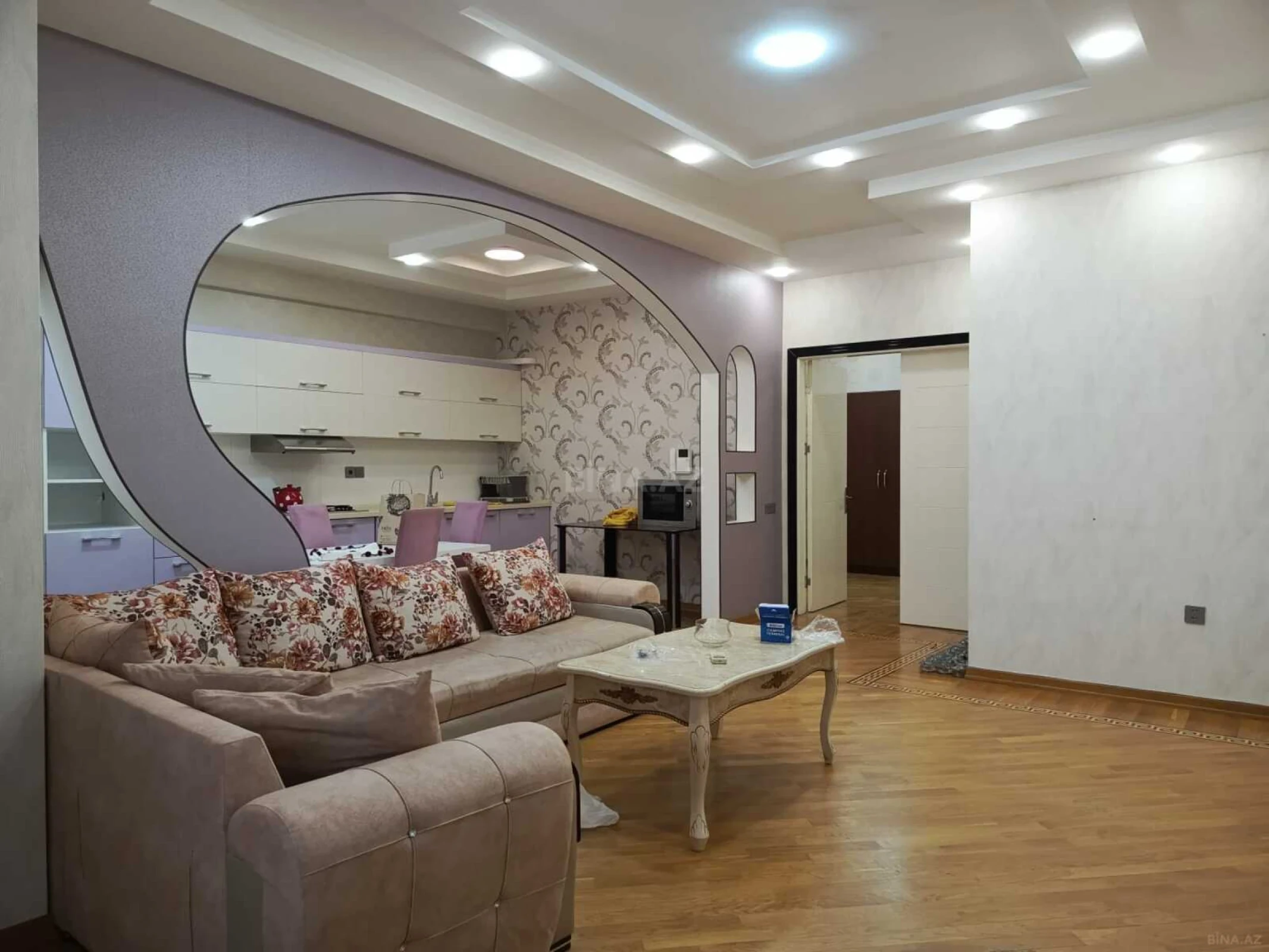 Kirayə verilir 3 otaqlı mənzil 120 m²