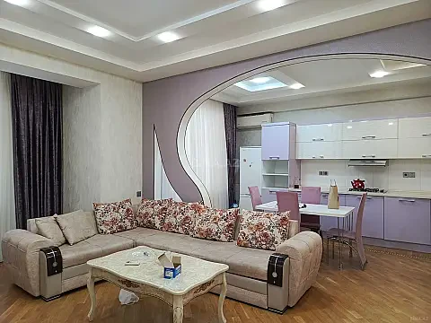Kirayə verilir 3 otaqlı mənzil 120 m²
