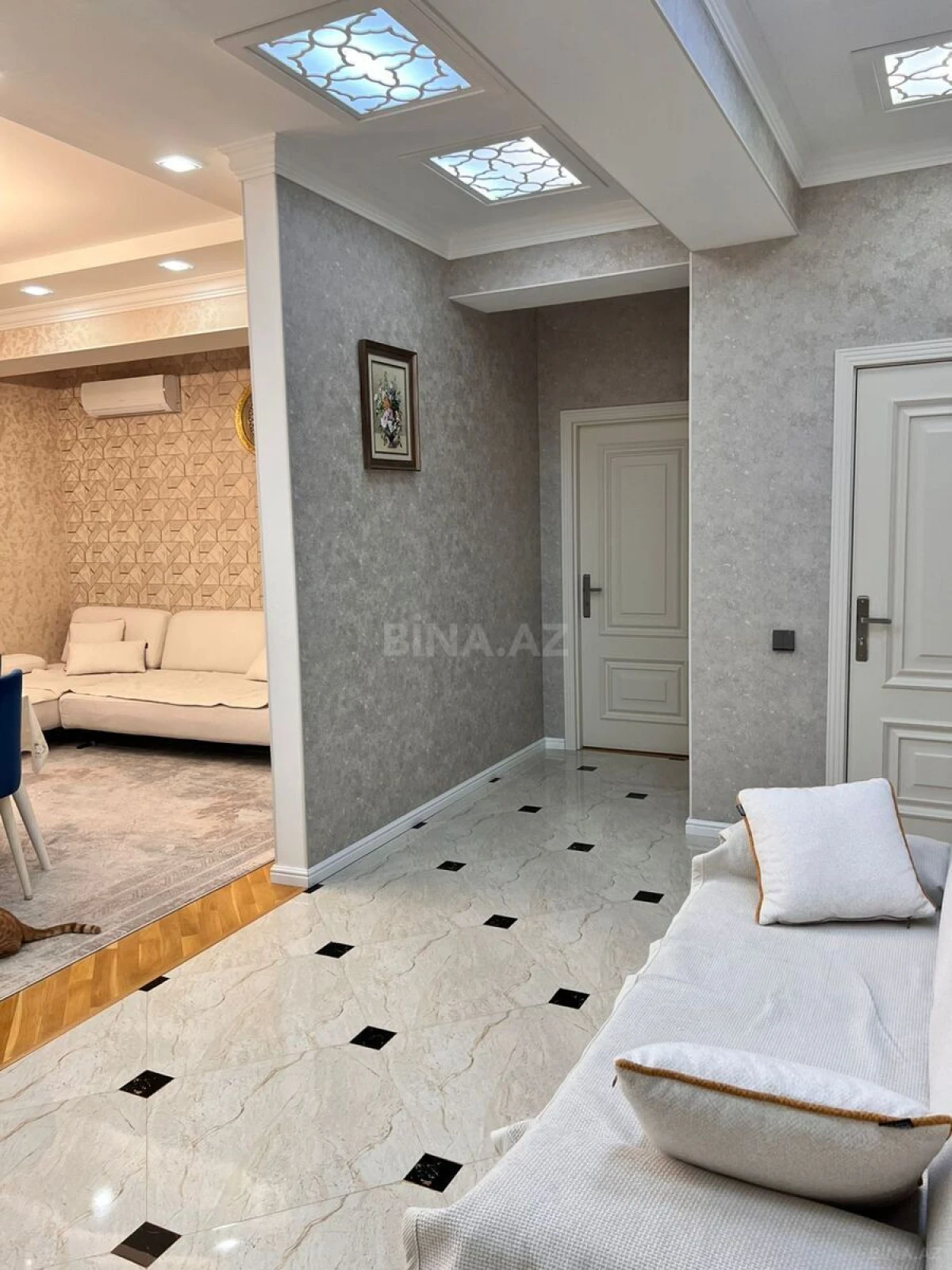 Satılır 3 otaqlı mənzil 95 m²