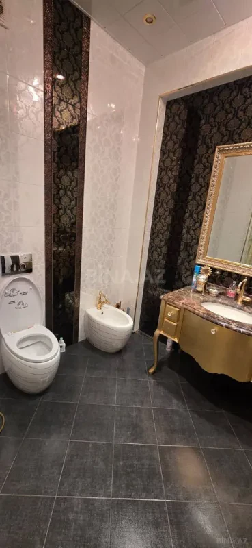 Kirayə verilir 3 otaqlı mənzil 222 m²