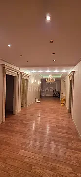 Kirayə verilir 3 otaqlı mənzil 222 m²