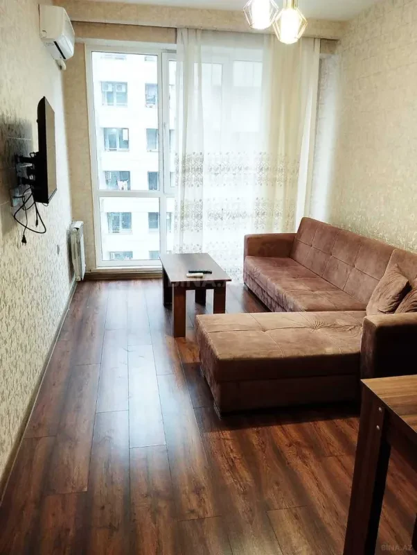 Kirayə verilir 2 otaqlı mənzil 50 m²