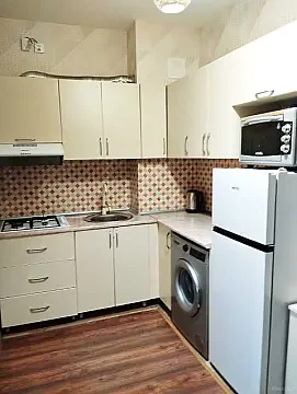 Kirayə verilir 2 otaqlı mənzil 50 m²