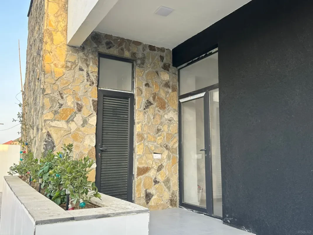 Satılır 4 otaqlı həyət evi 120 m²