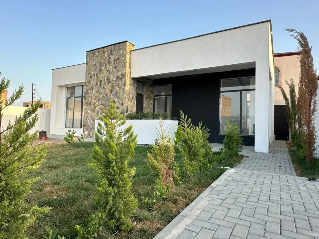 Satılır 4 otaqlı həyət evi 120 m²