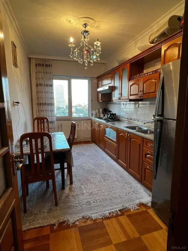 Satılır 3 otaqlı mənzil 95 m²