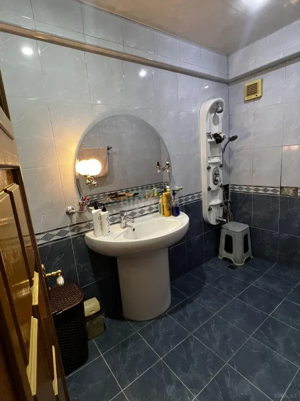 Satılır 3 otaqlı mənzil 95 m²