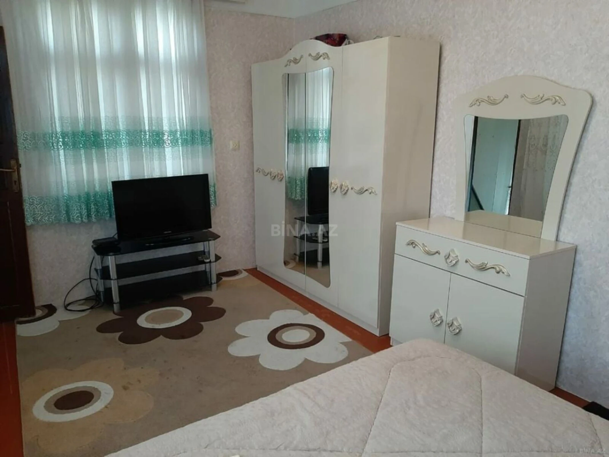 Kirayə verilir 2 otaqlı mənzil 35 m²