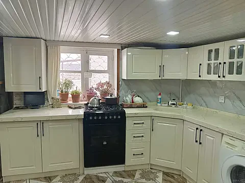 Satılır 4 otaqlı həyət evi 110 m²