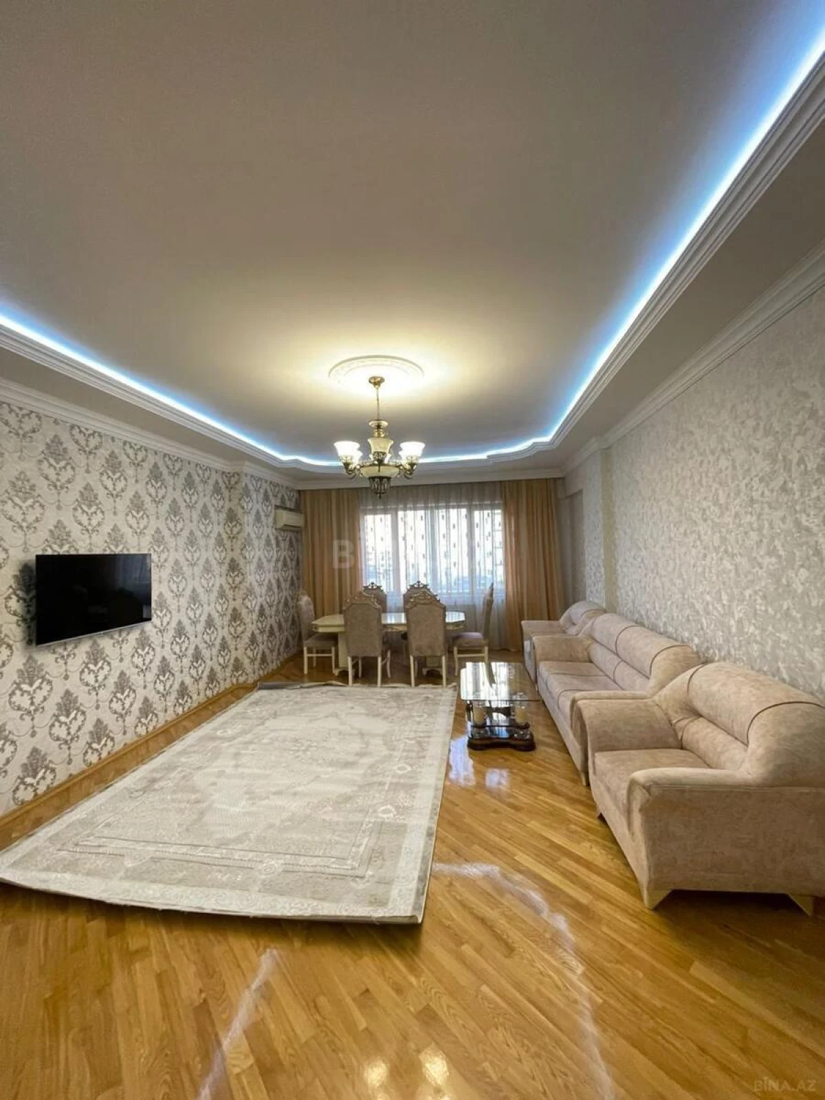 Kirayə verilir 3 otaqlı mənzil 140 m²