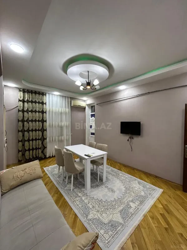 Satılır 2 otaqlı mənzil 53 m²