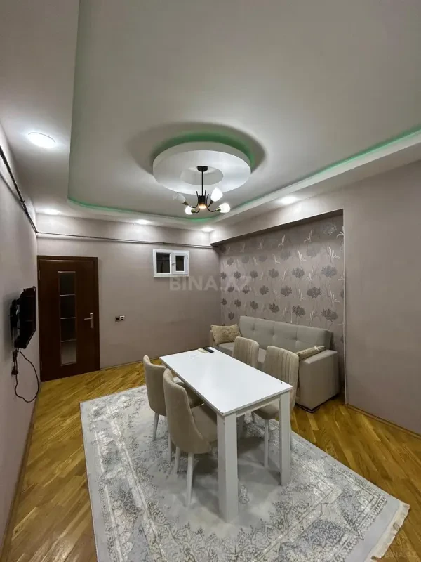 Satılır 2 otaqlı mənzil 53 m²