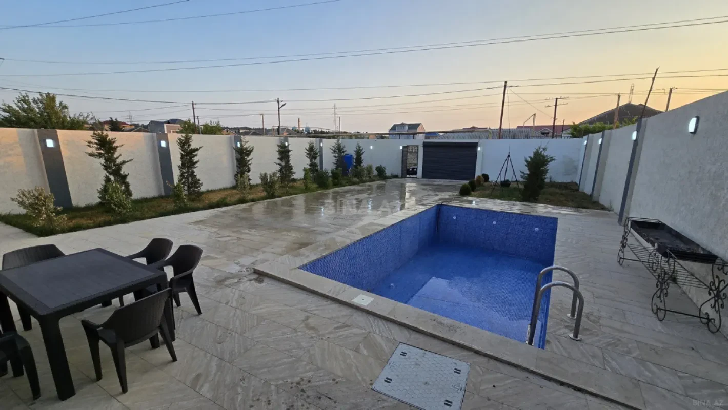 Kirayə verilir 4 otaqlı həyət evi 200 m²