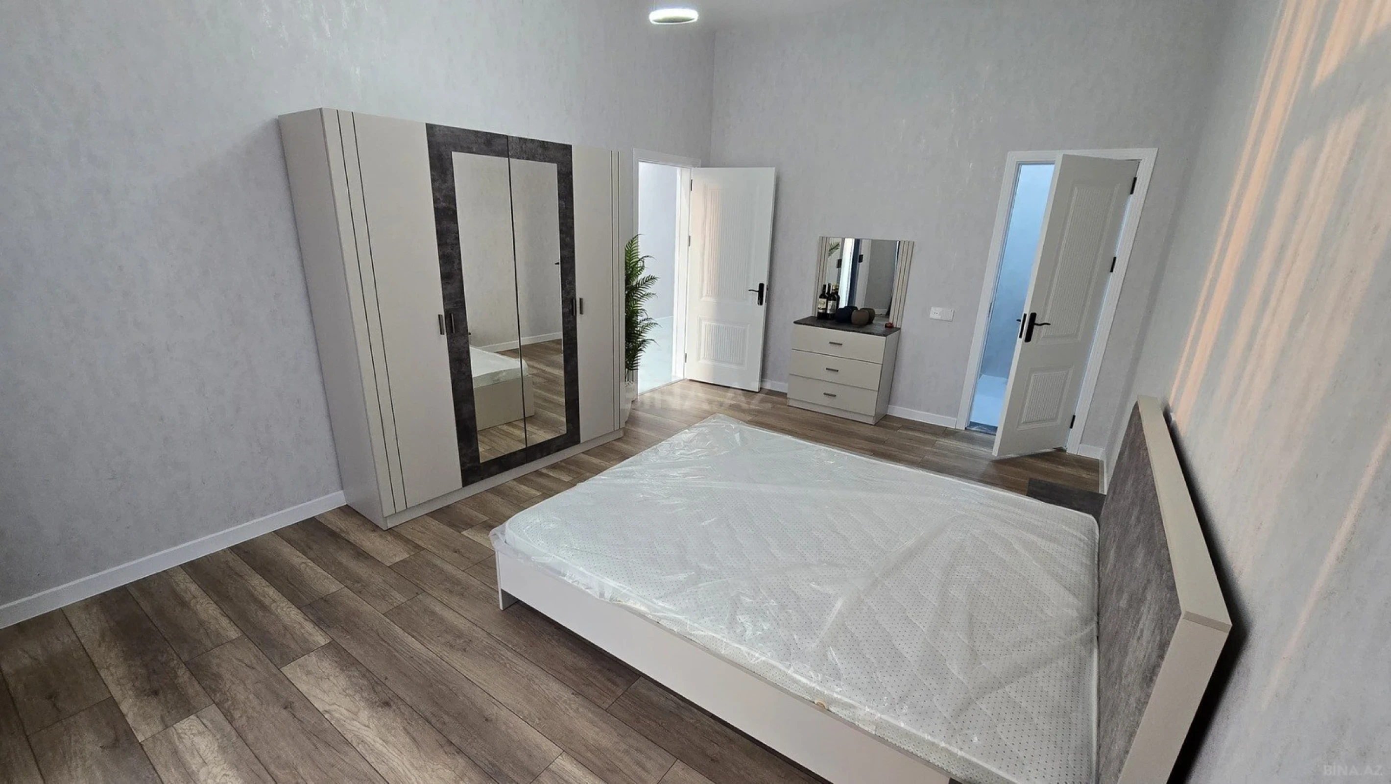 Kirayə verilir 4 otaqlı həyət evi 200 m²