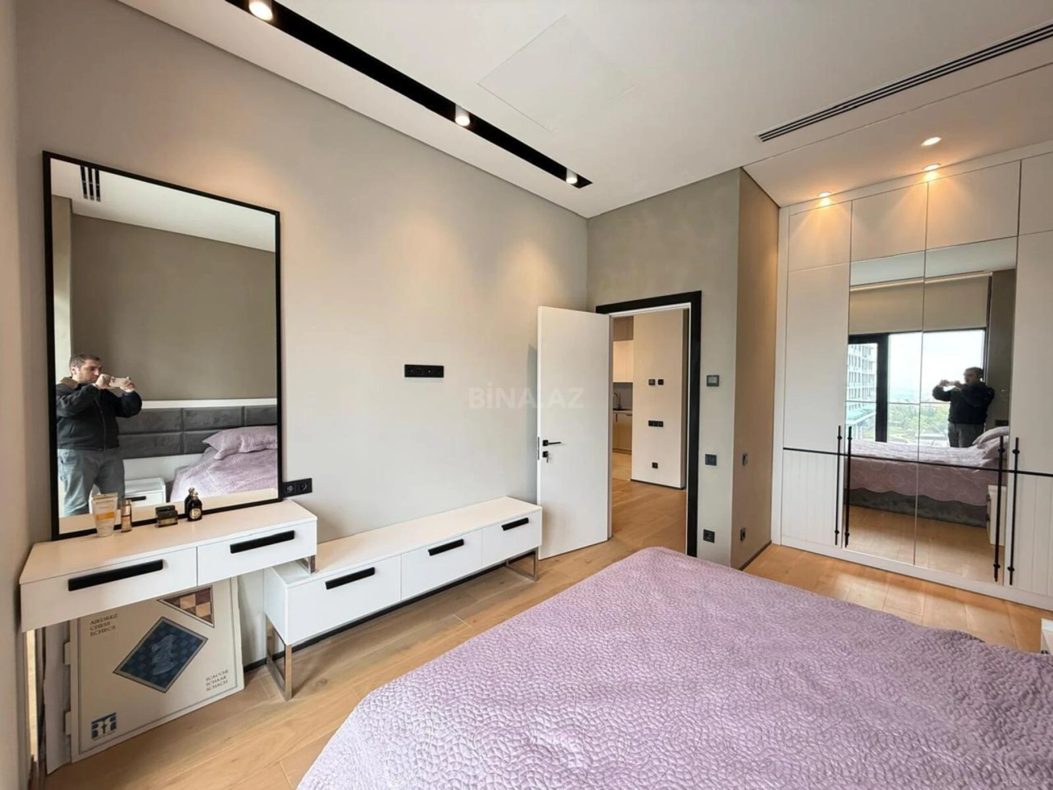 Satılır 2 otaqlı mənzil 73.6 m²